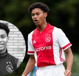 Ajax youth player Noah Gesser,16, dies in car accident with his brother