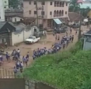 Pandemonium in Owerri as gunmen enforce lockdown, causing children to run home from school