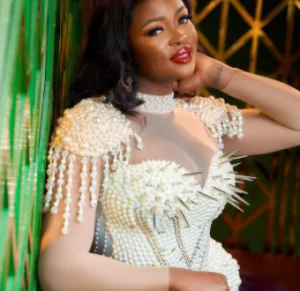 Bbnaija star Ka3na issues stern warning to vendors, photographers, makeup artists who expect her to tag them after collecting money from her