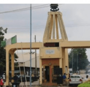 Armed robbers attack Ibadan Poly, shoot lecturer