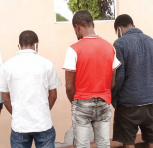 Police parade youth leader and 4 members of his gang arrested for kidnap and murder in Akwa Ibom