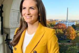 Kaitlan Collins Biography: Salary, Age, Married Husband Nationality, Net Worth, Measurements, Engagement Ring, Parents, Wardrobe, CNN, Boyfriend, Wiki